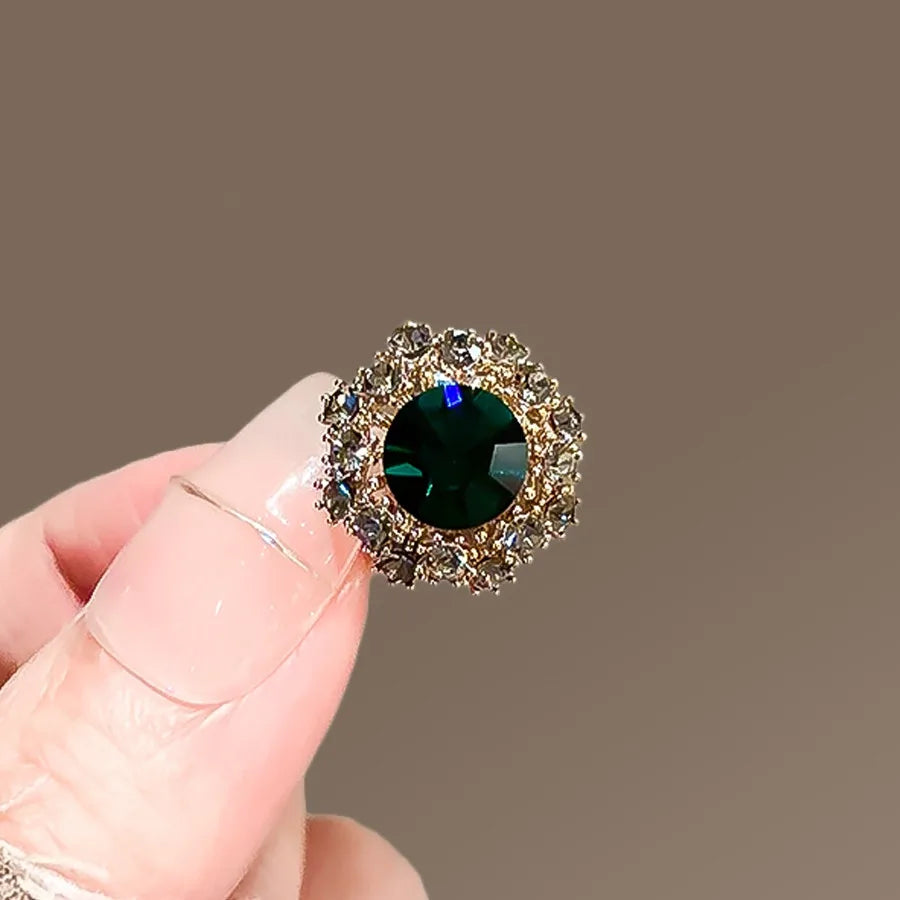Decorative brooch product image
