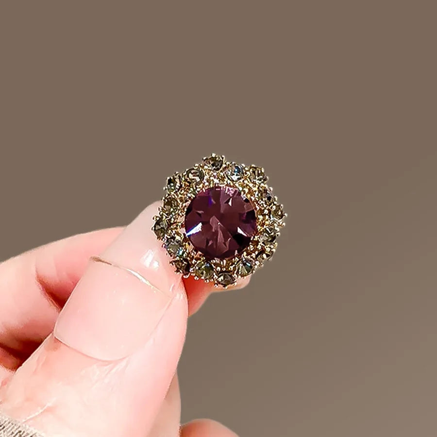 Purple brooch variant image