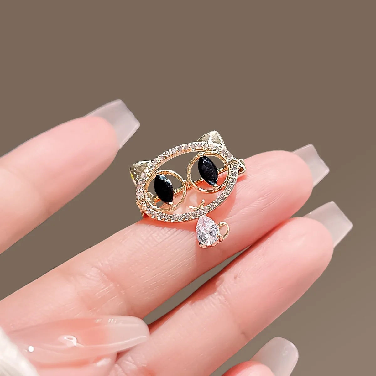 Floral brooch product image