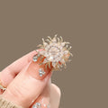 Daisy brooch product image