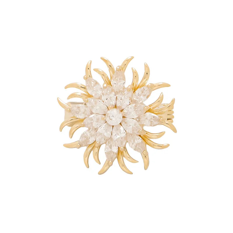 Daisy brooch product image