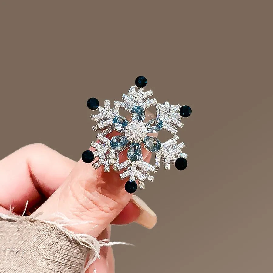 Floral brooch product image