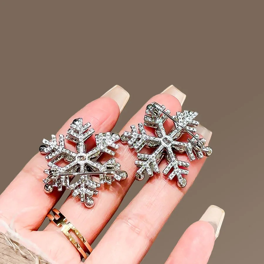 Floral brooch product image