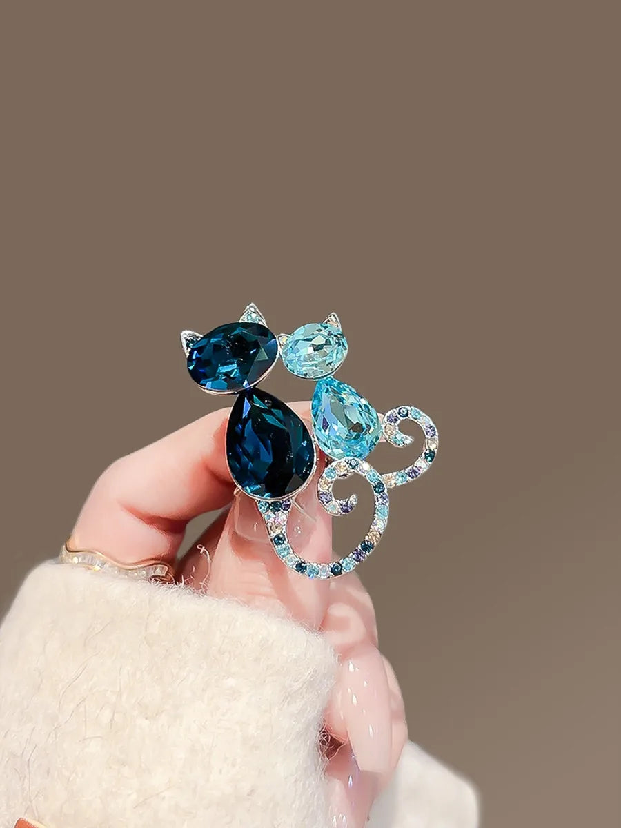 Floral brooch product image