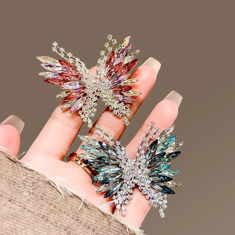 Floral brooch product image