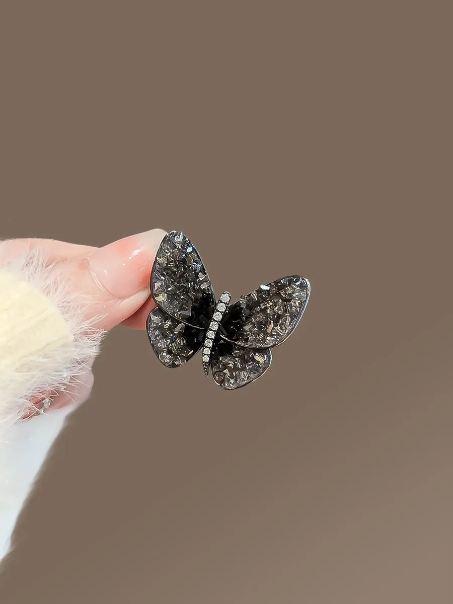 Floral brooch product image