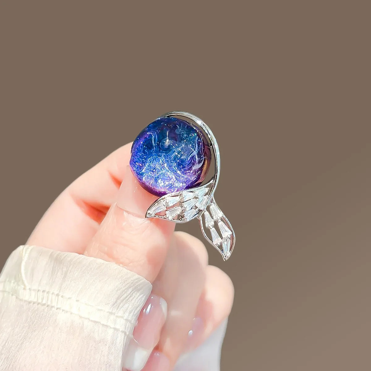 Floral brooch product image