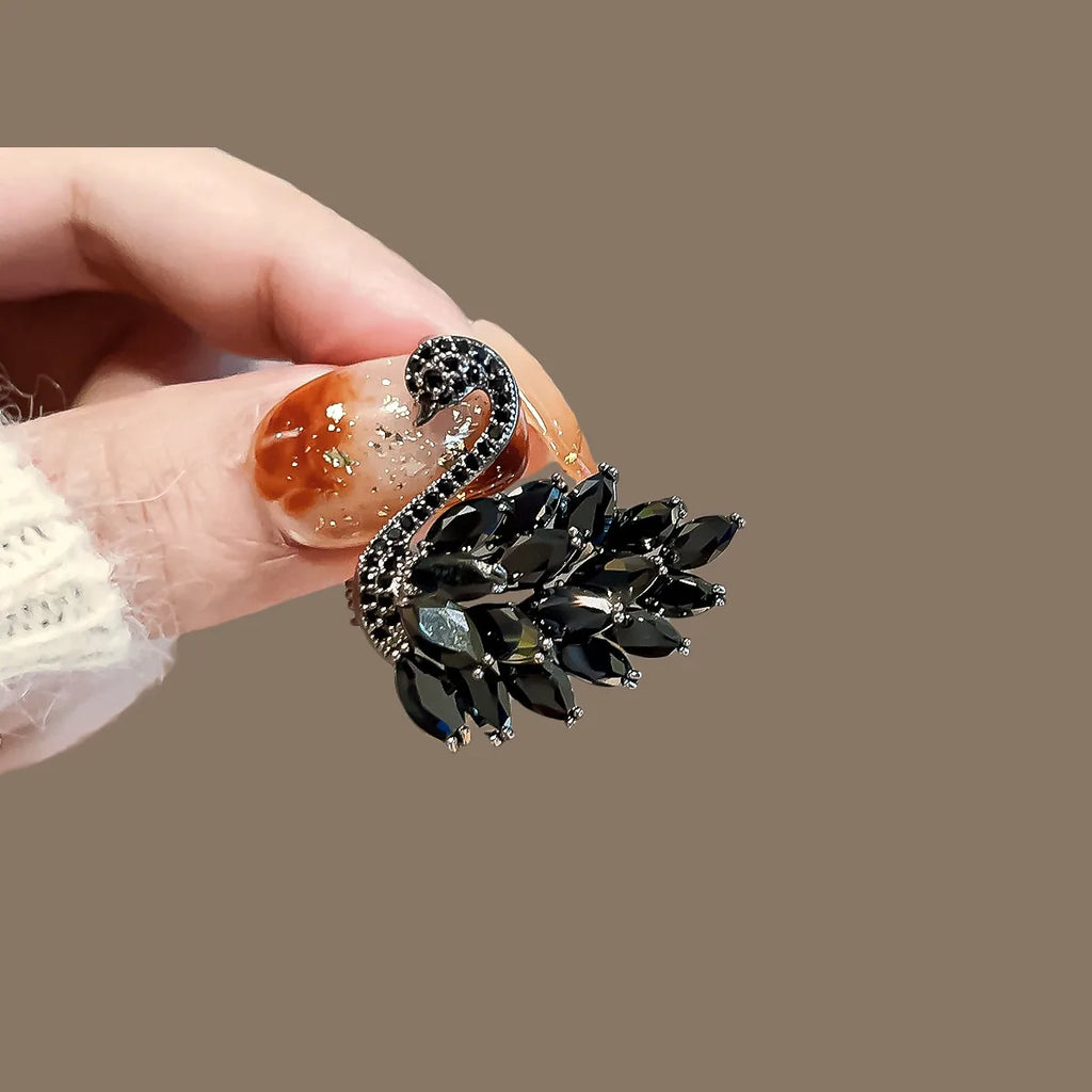 Floral brooch product image