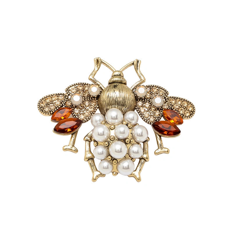 Bee brooch - product image 6