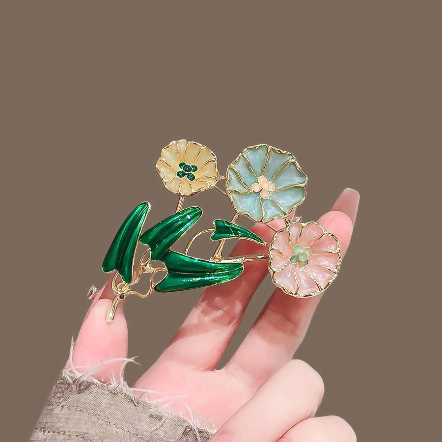 Floral brooch - product image 2