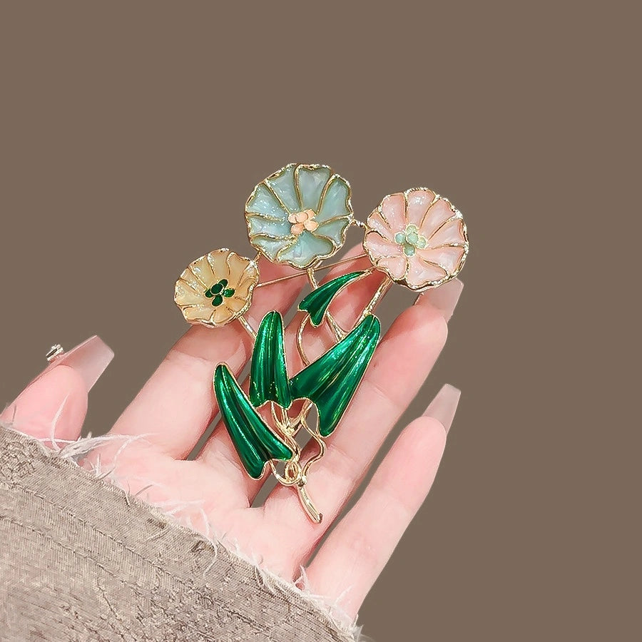 Floral brooch - product image 3