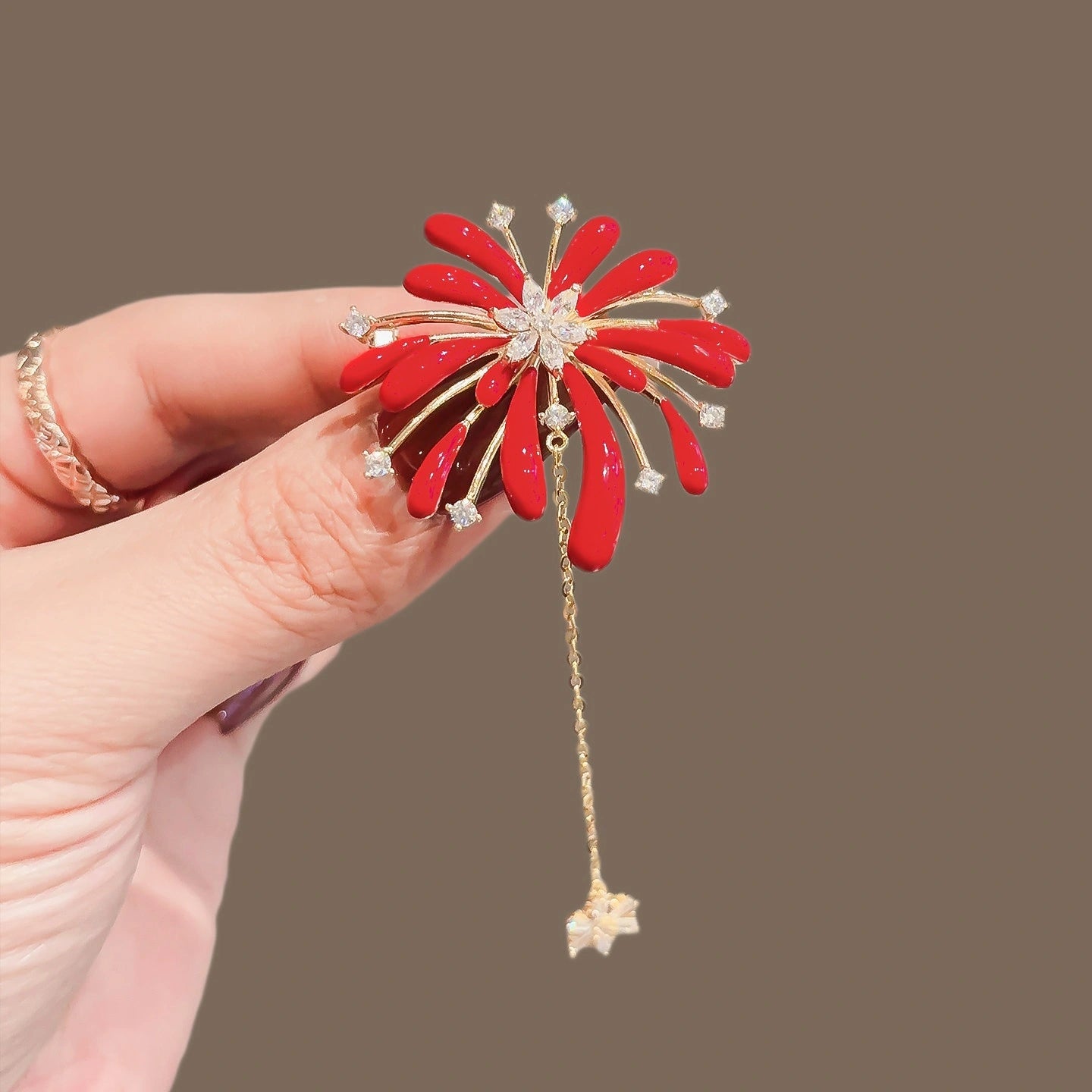 Firework brooch - Red variant image