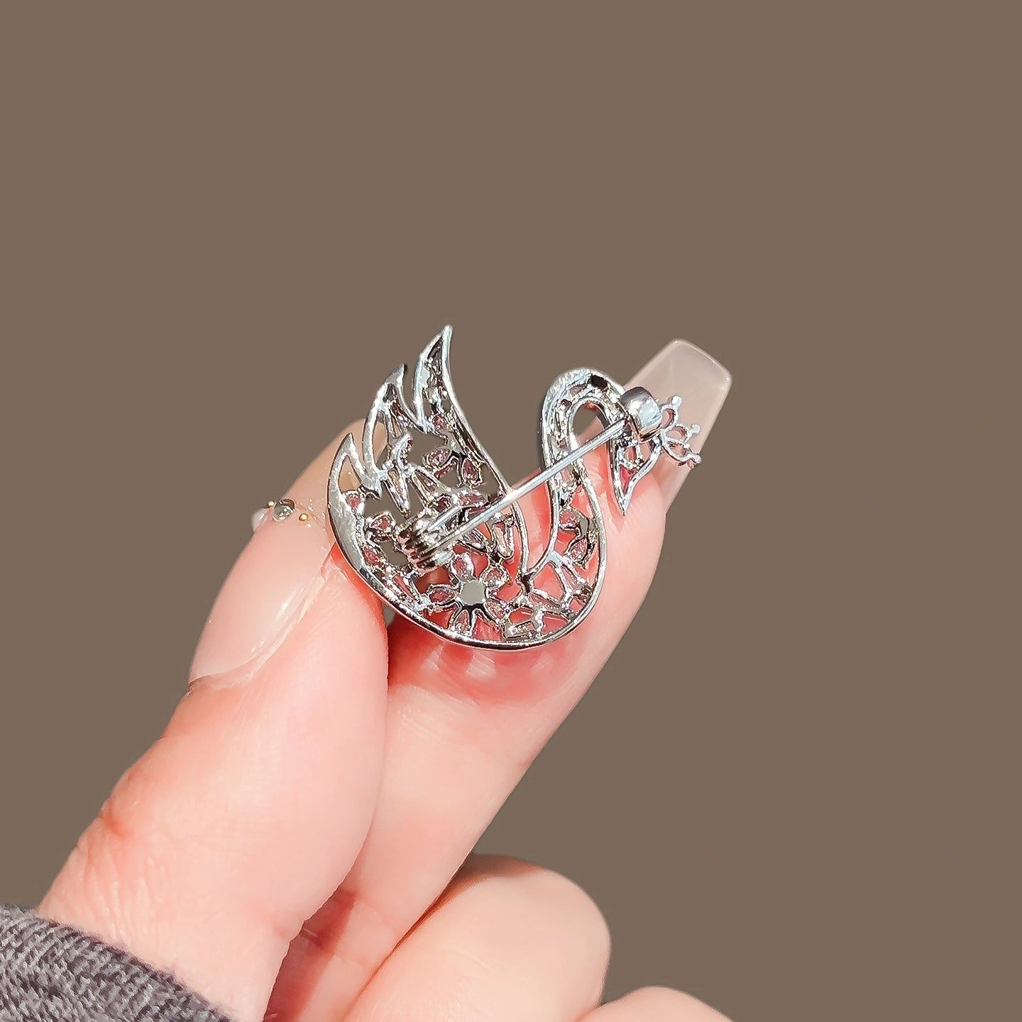 Floral brooch - product image 4