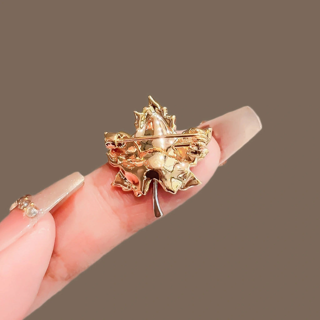 Maple Leaf brooch - product image 3