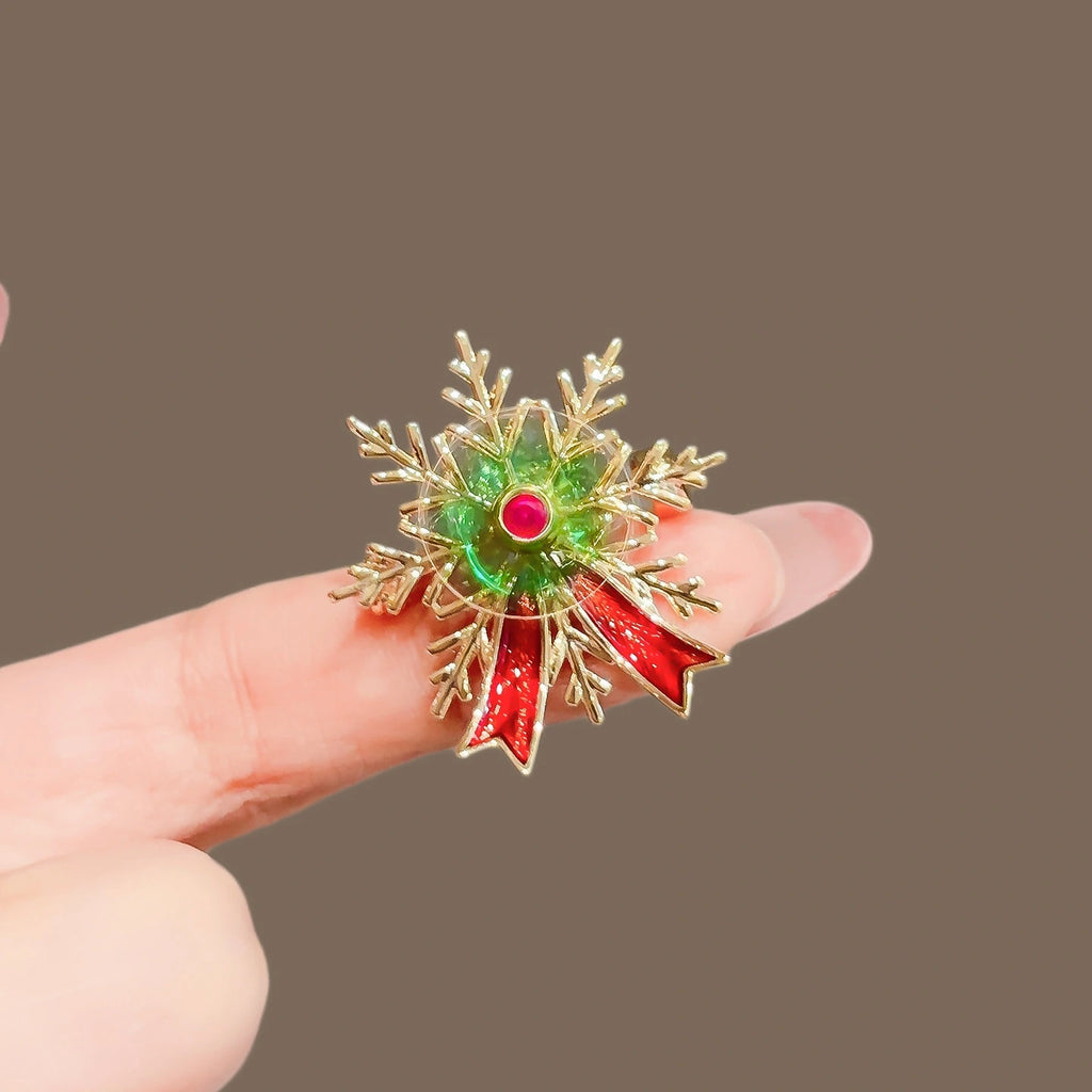 Snowflake brooch - product image 2