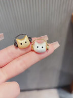 Playful Headphone Cat Brooch Pin - Animal Gift product video