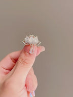 Soft Floral Lotus Flower Brooch Pin - Floral Gift product video