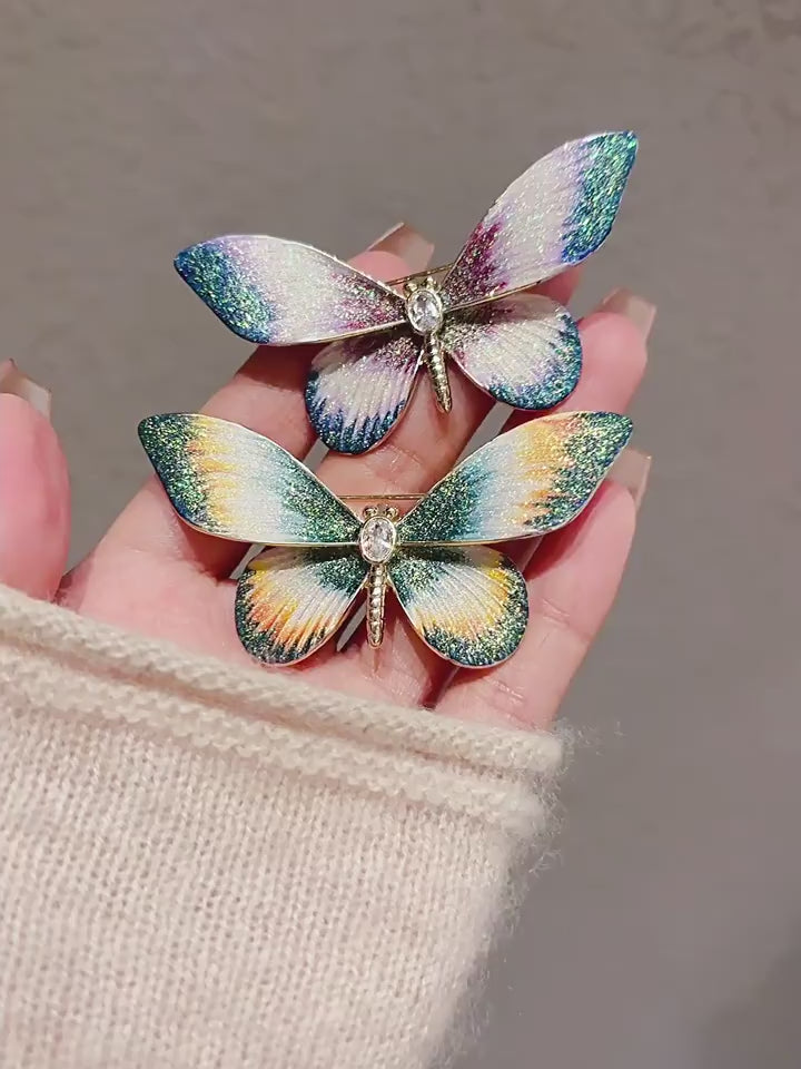 Wing-Inspired Leaf-like Butterfly Brooch - Winged Gift product video