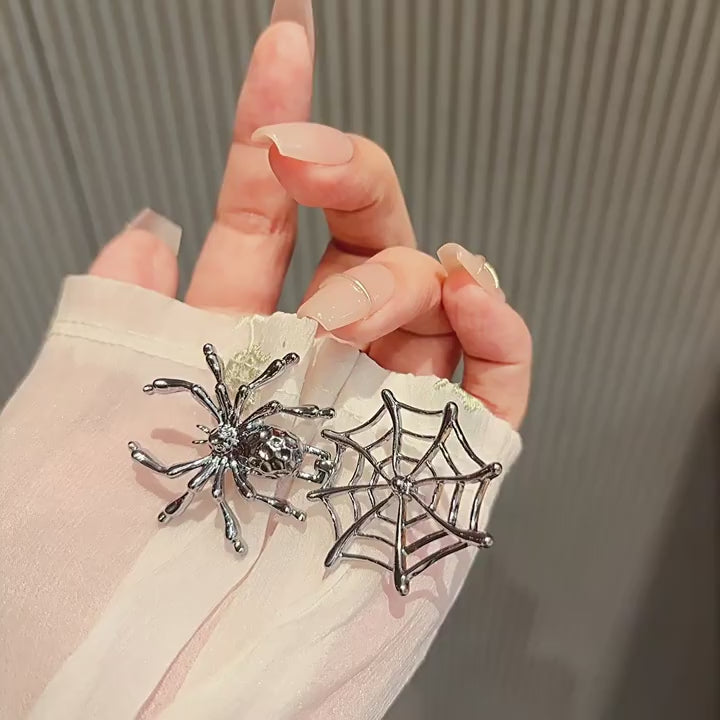 Polished Spider Waist Cinch Pin - Nature Gift product video