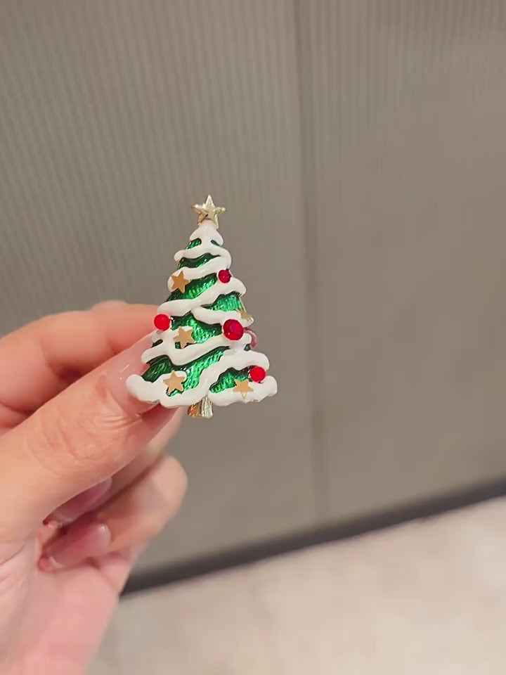 Star brooch - product video 1