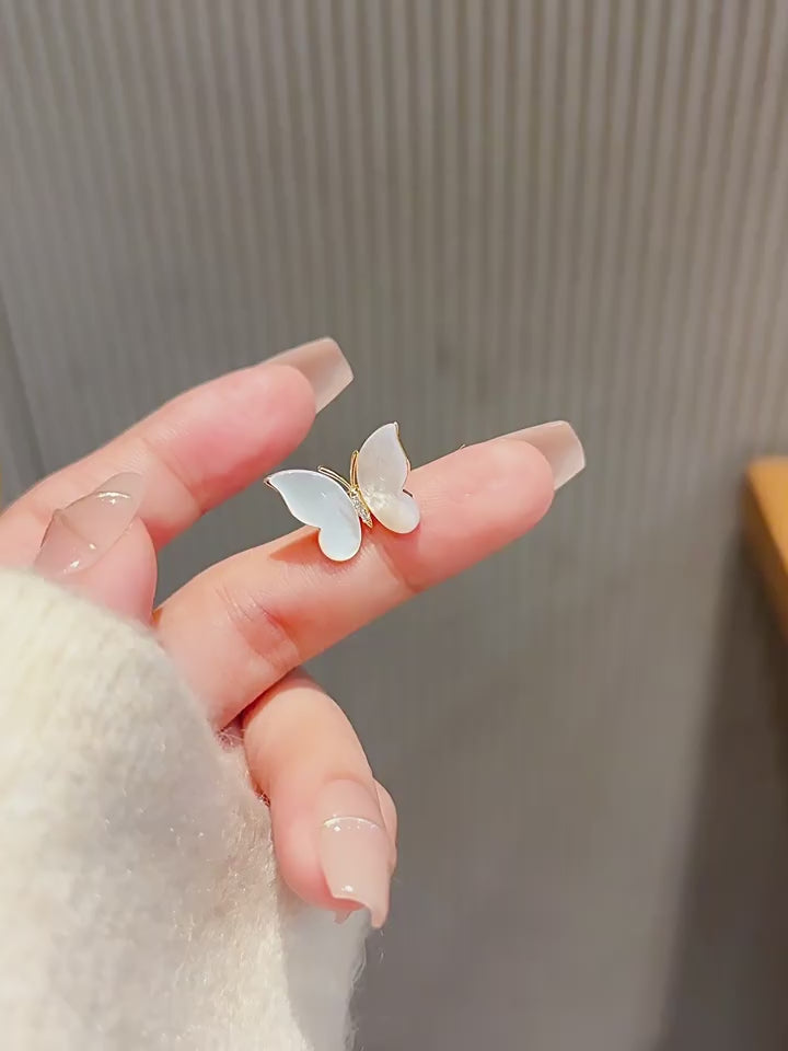 Mother-Of-Pearl Butterfly Brooch Pin - Winged Gift product video